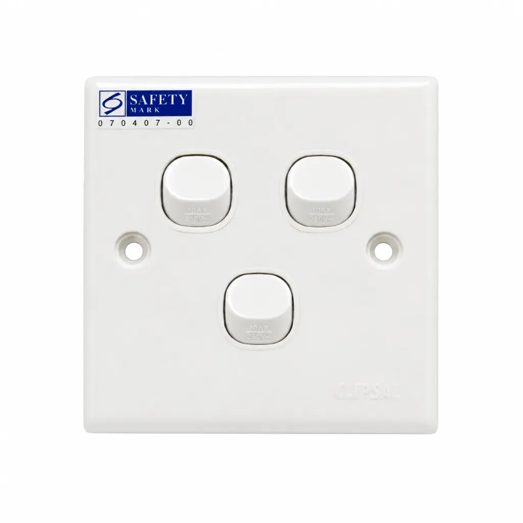 [774] Switch Clipsal 3 Gang 2 Way E33/2/3A